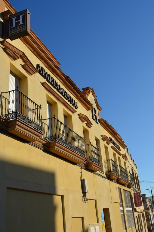 Apartamentos Turisticos La Terraza* Las Cabezas de San Juan Exterior photo